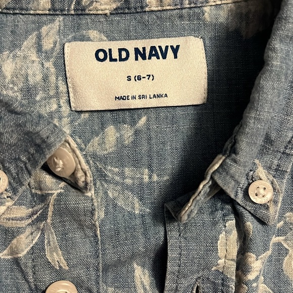 Floral button down - Picture 2 of 2